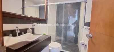 Apartamento de 4 alcobas en arriendo en Malibu, Medellín, 154 m² · foto 17 de 20