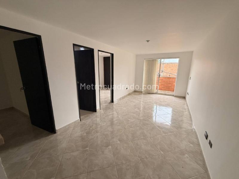 Apartamento de 2 Alcobas en Los Alpes - 3