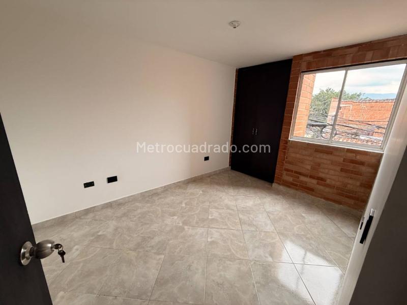 Apartamento de 2 Alcobas en Los Alpes - 6