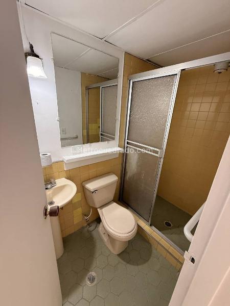 2BR Apartment in Medellín Centro with 3 Baths & Parking - 8