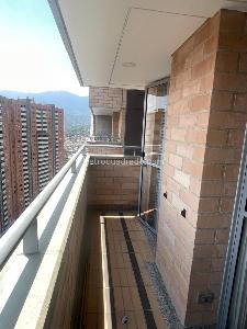 Apartamento en venta en Fatima, Itagüí · foto 8 de 18
