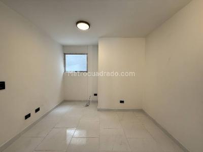Apartamento de 3 alcobas en venta en Loma De Los Bernal, Medellín, 82 m² · foto 6 de 19
