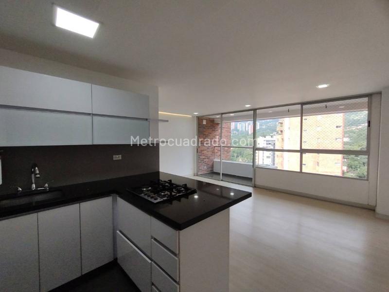 Apartamento en Arriendo, Loma Del Esmeraldal, Envigado - 2