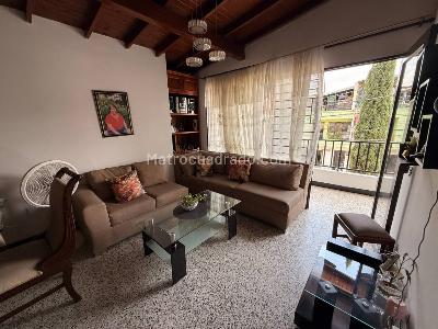 Apartamento de 3 alcobas en venta en San Bernardo, Medellín, 108 m² · foto 5 de 12