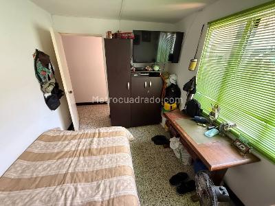 Apartamento de 3 alcobas en venta en San Bernardo, Medellín, 108 m² · foto 9 de 12