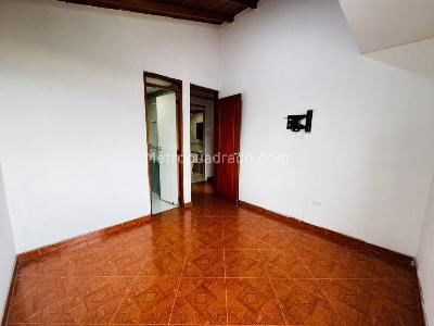 Apartamento en venta en Viviendas Del Sur, Itagüí · foto 6 de 15