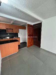 Apartamento en venta en Los Colores, Medellín · foto 2 de 18