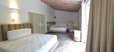 Casa de 4 alcobas en venta en Loma Del Escobero, Envigado, 1000 m² · foto 14 de 20