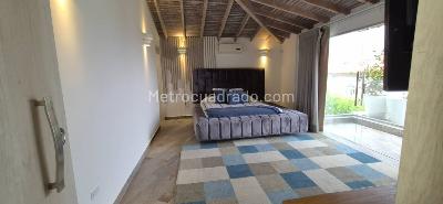 Casa de 4 alcobas en venta en Loma Del Escobero, Envigado, 1000 m² · foto 16 de 20