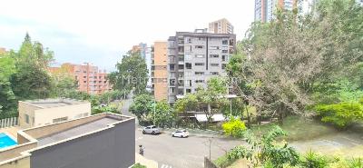 Apartamento de 3 alcobas en venta en Castropol, Medellín, 121 m² · foto 11 de 19
