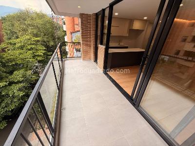 Apartamento de 3 alcobas en venta en Conquistadores, Medellín, 110 m² · foto 5 de 20