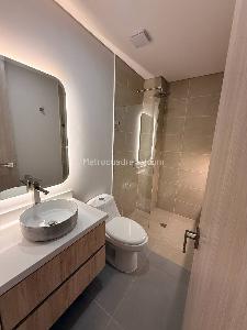 Apartamento de 3 alcobas en venta en Conquistadores, Medellín, 110 m² · foto 8 de 20