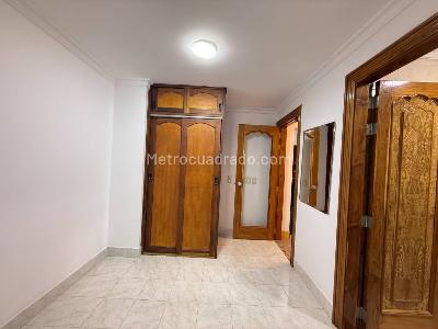 Casa de 4 alcobas en venta en La Calera, Medellín, 578 m² · foto 5 de 20