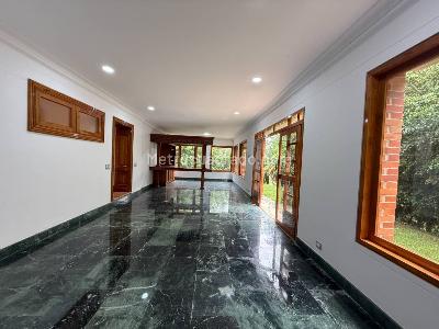 Casa de 4 alcobas en venta en La Calera, Medellín, 578 m² · foto 12 de 20