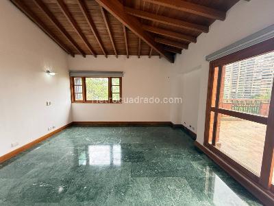 Casa de 4 alcobas en venta en La Calera, Medellín, 578 m² · foto 19 de 20
