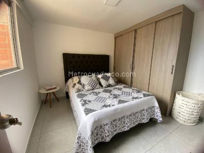 Apartamento de 3 alcobas en venta en San Gabriel, Itagüí, 55 m² · foto 9 de 10