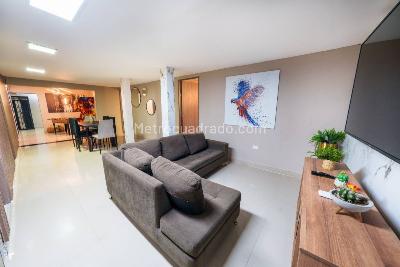 Apartamento en arriendo en El Poblado, Medellín · foto 9 de 17