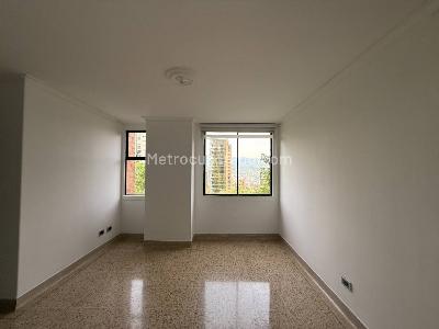 Apartamento de 3 alcobas en venta en La Concha, Medellín, 136 m² · foto 9 de 20
