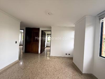 Apartamento de 3 alcobas en venta en La Concha, Medellín, 136 m² · foto 10 de 20