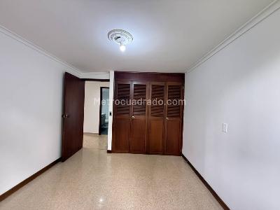 Apartamento de 3 alcobas en venta en La Concha, Medellín, 136 m² · foto 19 de 20