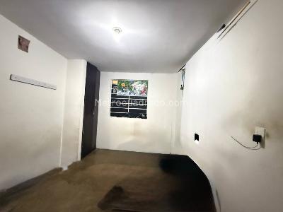 Casa de 3 alcobas en venta en Castilla, Medellín, 190 m² · foto 9 de 16