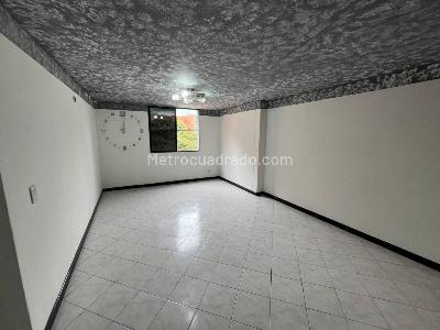 Apartamento de 3 alcobas en arriendo en La America, Medellín, 124 m² · foto 5 de 18