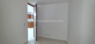 Apartamento de 3 alcobas en arriendo en La America, Medellín, 60 m² · foto 3 de 12