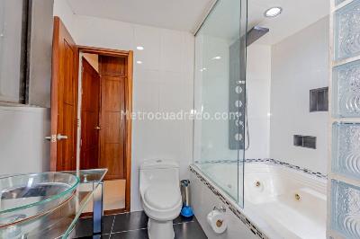 Casa de 4 alcobas en arriendo en Cola Del Zorro, Medellín, 425 m² · foto 7 de 20