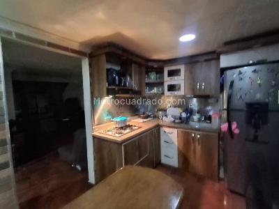 Apartamento en venta en Santander, Medellín · foto 2 de 13