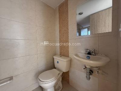 Apartamento de 3 alcobas en venta en San Jose Obrero, Bello, 86 m² · foto 11 de 17