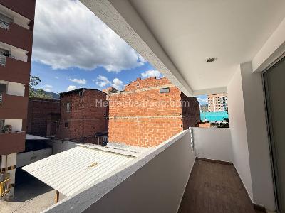 Apartamento de 3 alcobas en venta en San Jose Obrero, Bello, 86 m² · foto 8 de 17