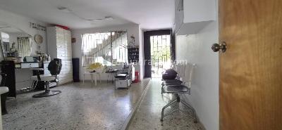 Casa de 4 alcobas en arriendo en El Velodromo, Medellín, 243 m² · foto 12 de 17