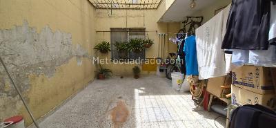 Casa de 4 alcobas en arriendo en El Velodromo, Medellín, 243 m² · foto 13 de 17