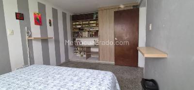 Casa de 4 alcobas en arriendo en El Velodromo, Medellín, 243 m² · foto 16 de 17
