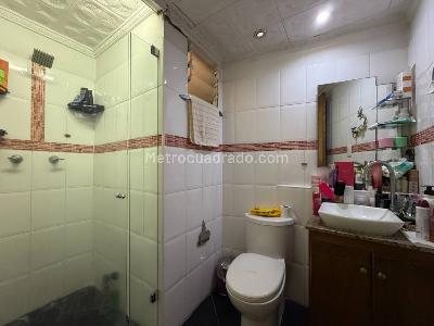 Apartamento en venta en Buenos Aires, Medellín · foto 7 de 14