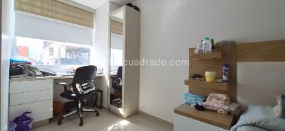 Apartamento de 3 alcobas en venta en Laureles, Medellín, 110 m² · foto 3 de 16