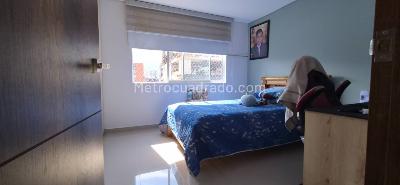 Apartamento de 3 alcobas en venta en Laureles, Medellín, 110 m² · foto 5 de 16