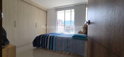 Apartamento de 3 alcobas en venta en Laureles, Medellín, 110 m² · foto 7 de 16