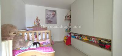 Apartamento de 3 alcobas en venta en Laureles, Medellín, 110 m² · foto 8 de 16