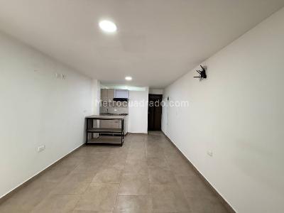 Apartaestudio en arriendo en Echavarria, Medellín, 26 m² · foto 4 de 9