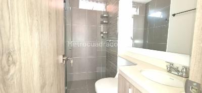 Apartamento en venta en San German, Medellín · foto 3 de 15