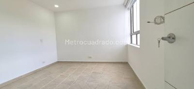 Apartamento de 3 alcobas en venta en Loma De Los Bernal, Medellín, 67 m² · foto 12 de 14