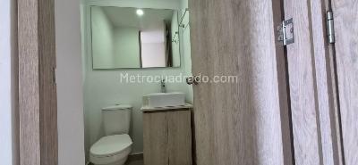Apartamento de 3 alcobas en arriendo en Prados De Sabaneta, Sabaneta, 86 m² · foto 2 de 20
