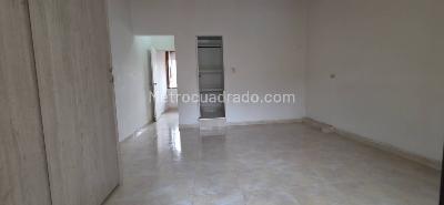 Apartamento de 3 alcobas en arriendo en Rodeo Alto, Medellín, 60 m² · foto 2 de 17