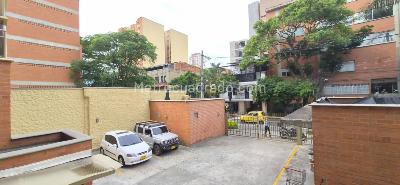 Apartamento en venta en Boston, Medellín · foto 5 de 13