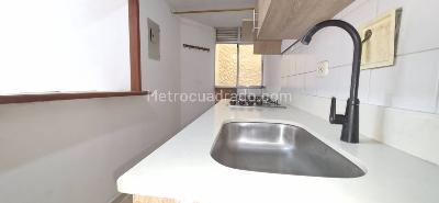 Apartamento en venta en Boston, Medellín · foto 6 de 13