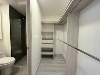 Apartamento de 3 alcobas en venta en Los Colores, Medellín, 84 m² · foto 15 de 20