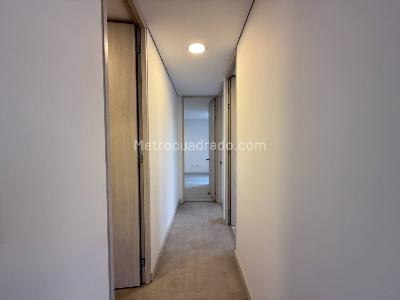 Apartamento de 3 alcobas en venta en Los Colores, Medellín, 84 m² · foto 6 de 20