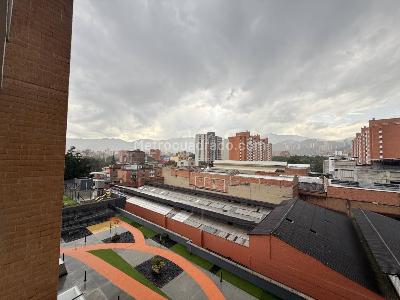 Apartamento en venta en Los Colores, Medellín · foto 20 de 20