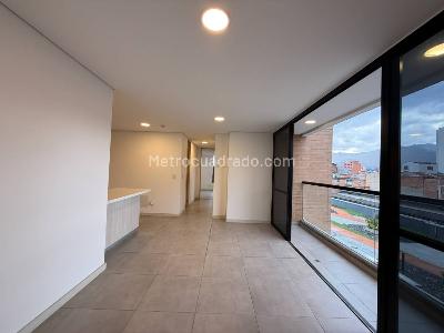 Apartamento en venta en Los Colores, Medellín · foto 7 de 20